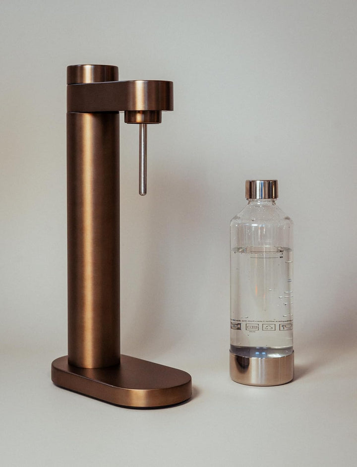 Stelton Brus Wassersprudler mit flasche, Premium Carbonator für Wasser mit CO2 - Einstellbare Sprude
