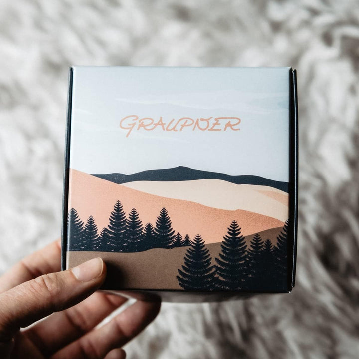 Graupner Holzminiaturen® | Baumschmuckspindel Christbaumschmuck Nussknacker aus Holz | Original Erzg