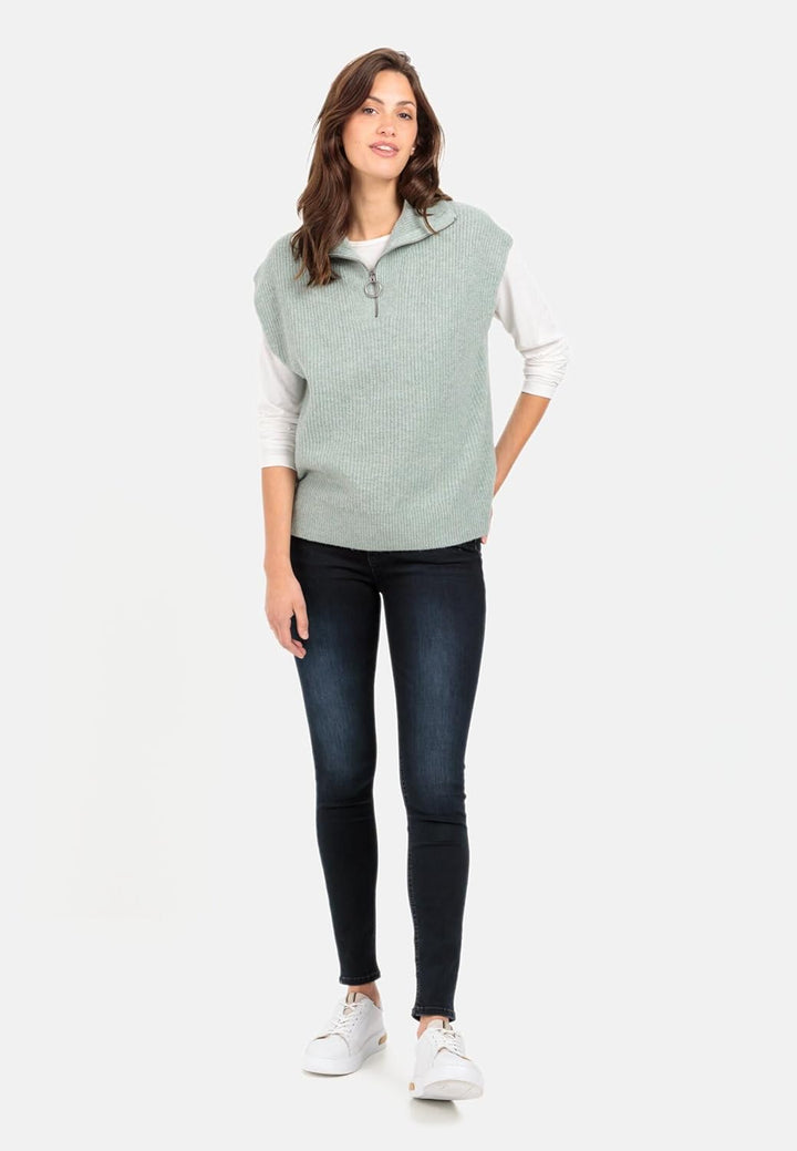 camel active Damen Ärmelloser Troyer aus recyceltem Material S Weiss, S Weiß