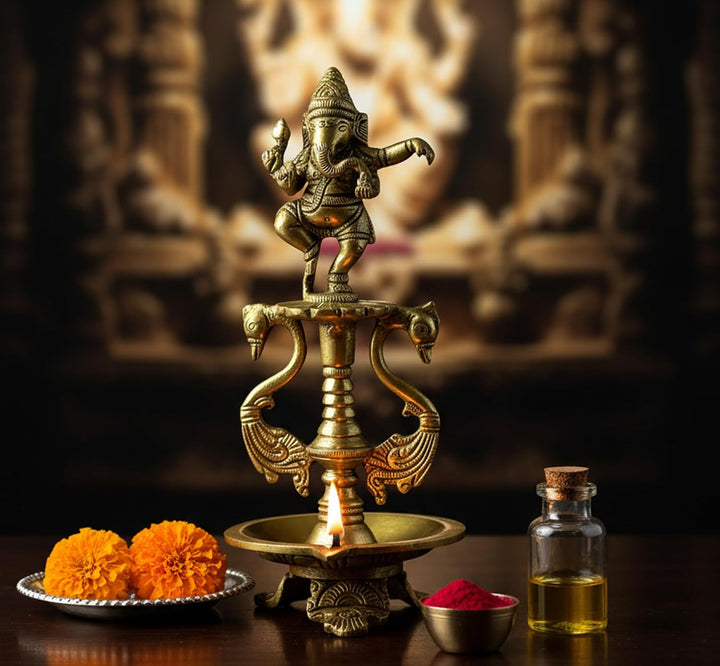 ESPLANADE - Messing Diya | Öllampe | Wohnkultur | Messing Diya | Messing Deepam | Messing Lampen | K