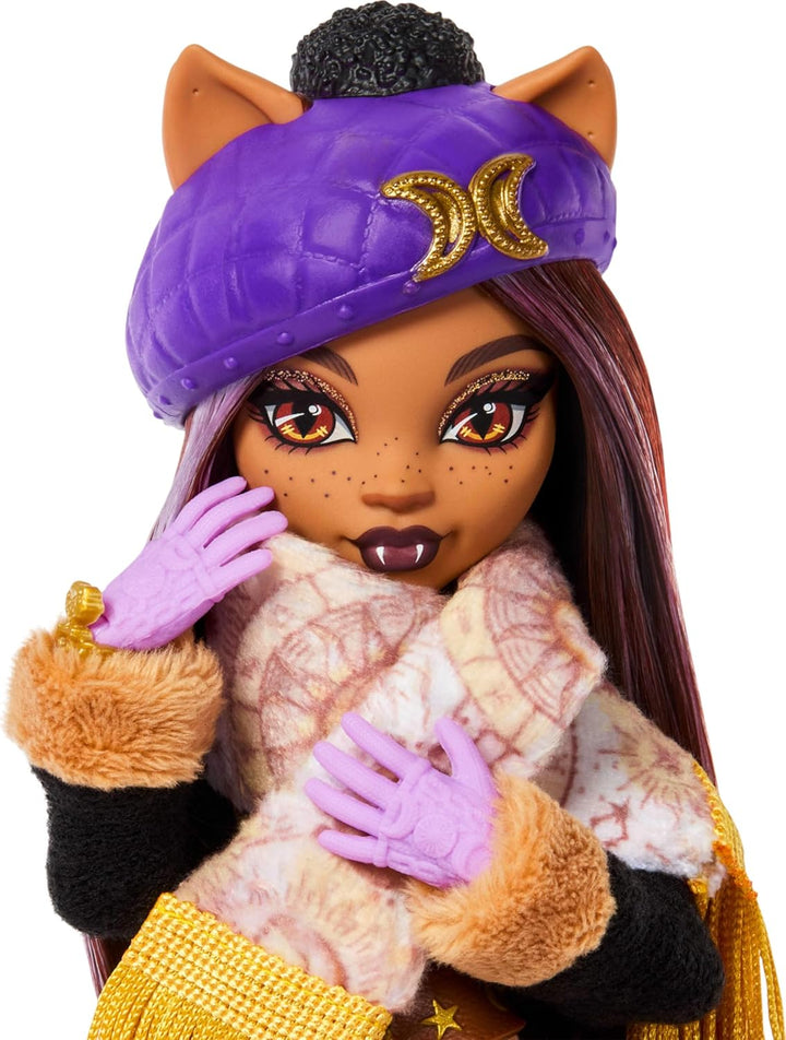 Monster High Skulltimate Secrets Clawdeen Wolf-Puppe und Zubehörset, Destination: Hütten-Gruselurlau