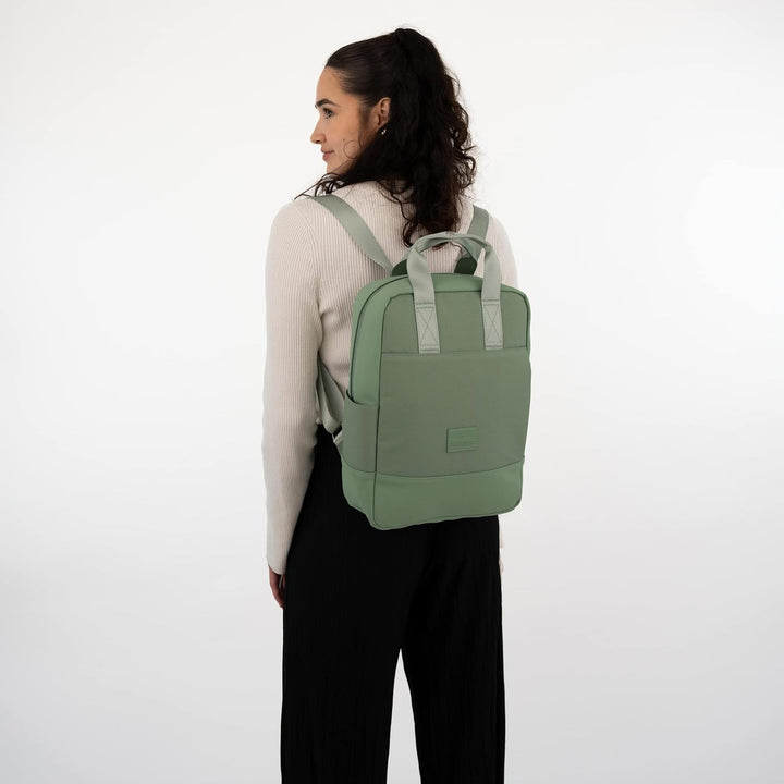 Johnny Urban Rucksack Damen Elegant Grün - Jona Medium - Moderner Laptop Tagesrucksack Klein für Uni