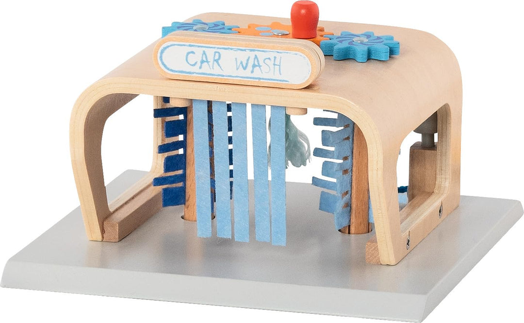 goki 53779 Waschanlage PowerClean, Autowaschanlage aus Holz – Spielset mit Bürsten, Filzvorhängen &