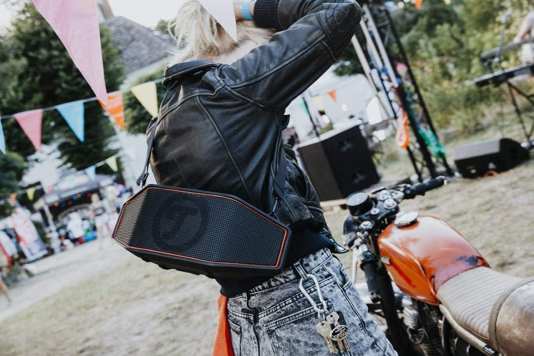 Teufel ROCKSTER Cross Tragbarer Bluetooth-Stereo-Speaker Lautsprecher Wireless Musik Akku bis zu 16
