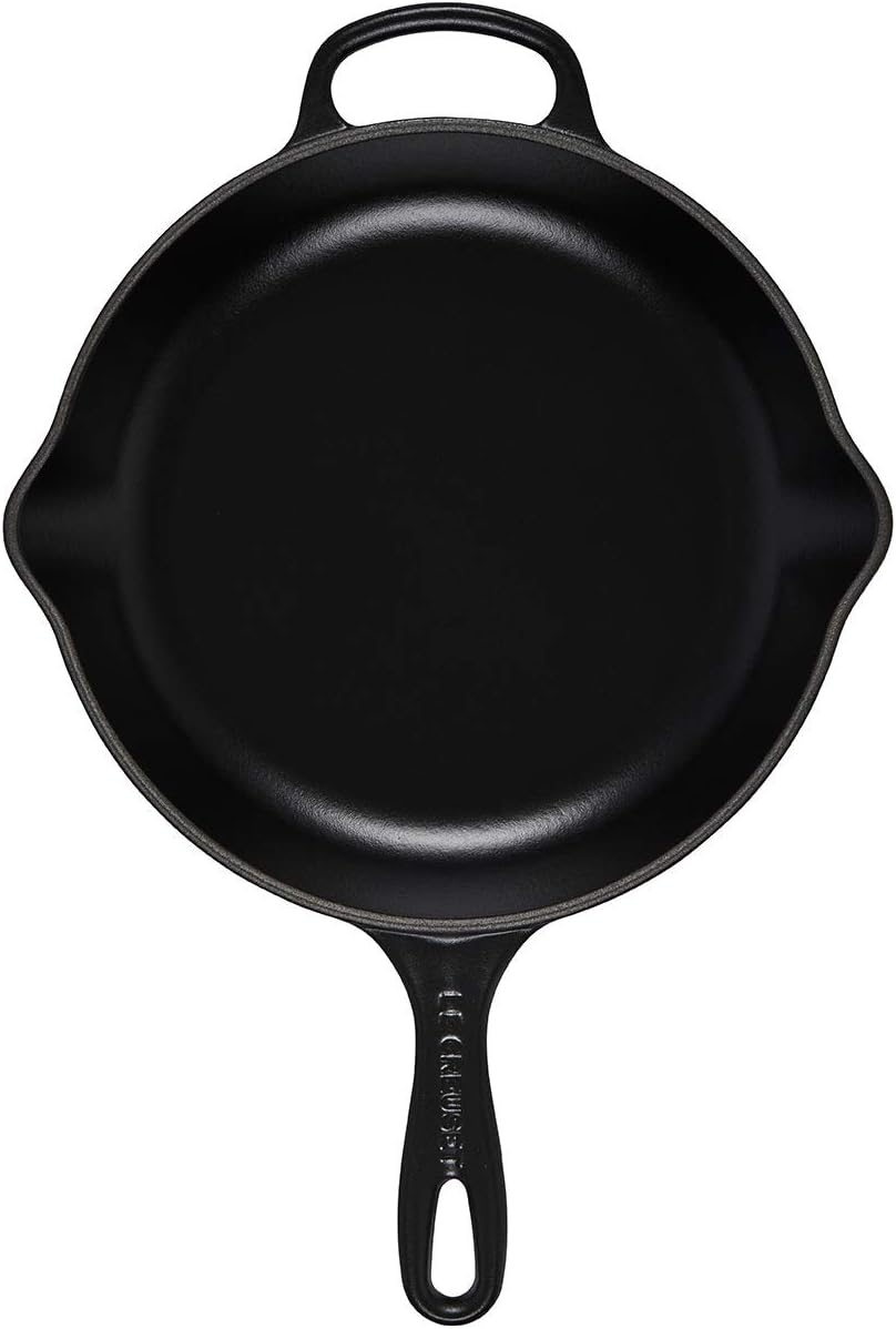 Le Creuset Signature Gusseisen Brat- und Servierpfanne, Rund, Ø 23 cm, Für alle Herdarten inkl. Indu
