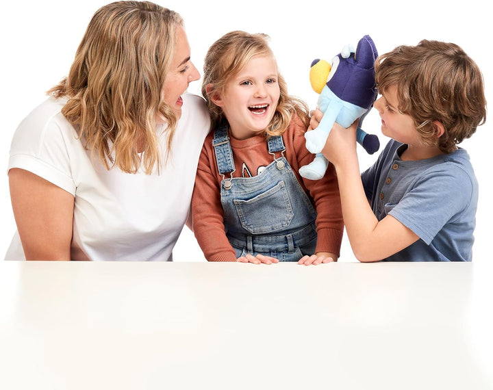 Bluey - Sprechendes Plüschtier, 33 cm, Interaktiv, Singt, 9 Verschiedene Sprüche, bluey