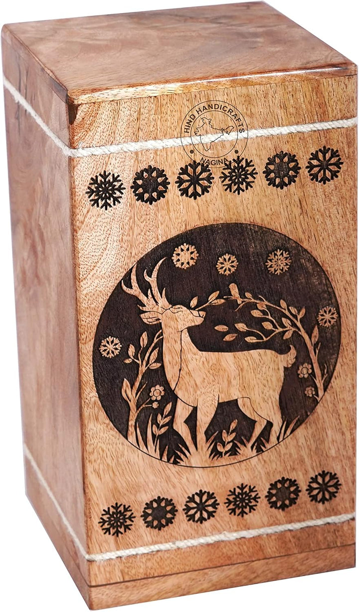 Handgefertigte Holzurne mit floraler Gravur für menschliche Asche für Erwachsene, gross – Buck Deer