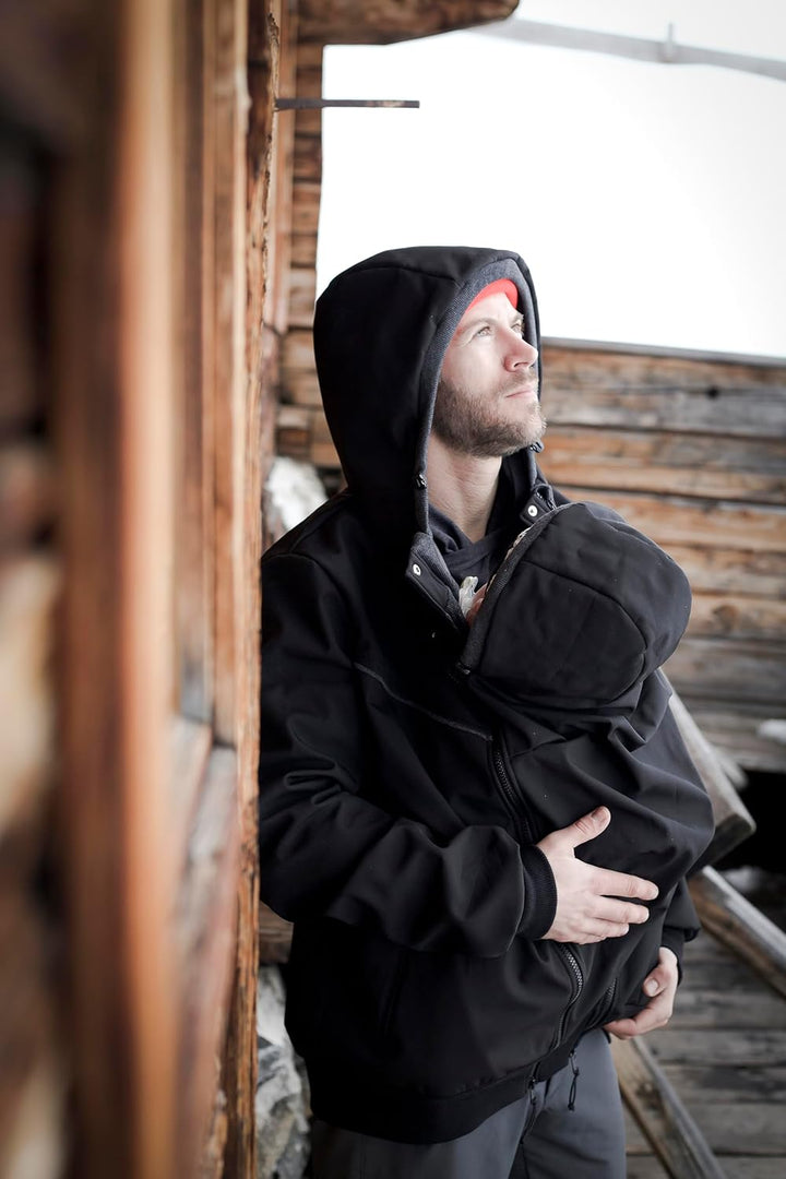 Viva la Mama - Männerjacke zum Babytragen aus Softshell - Explorer M Schwarz - mit Rückentragemöglic
