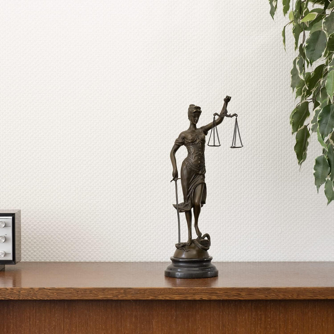 Moritz Bronzefigur Lady Justice Höhe 40 cm 2,7 kg Skulptur Statue Antik