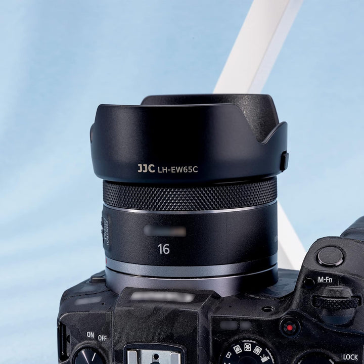 JJC Bajonett Gegenlichtblende Streulichtblende für Canon RF 16 mm f/2.8 STM Objektiv auf Canon EOS R