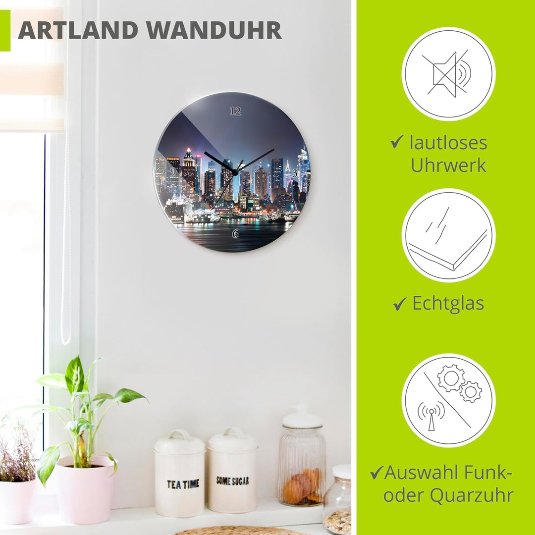 ARTLAND Wanduhr ohne Tickgeräusche Glas Quarzuhr Ø 30 cm Rund Lautlos New York City Times Square Stä