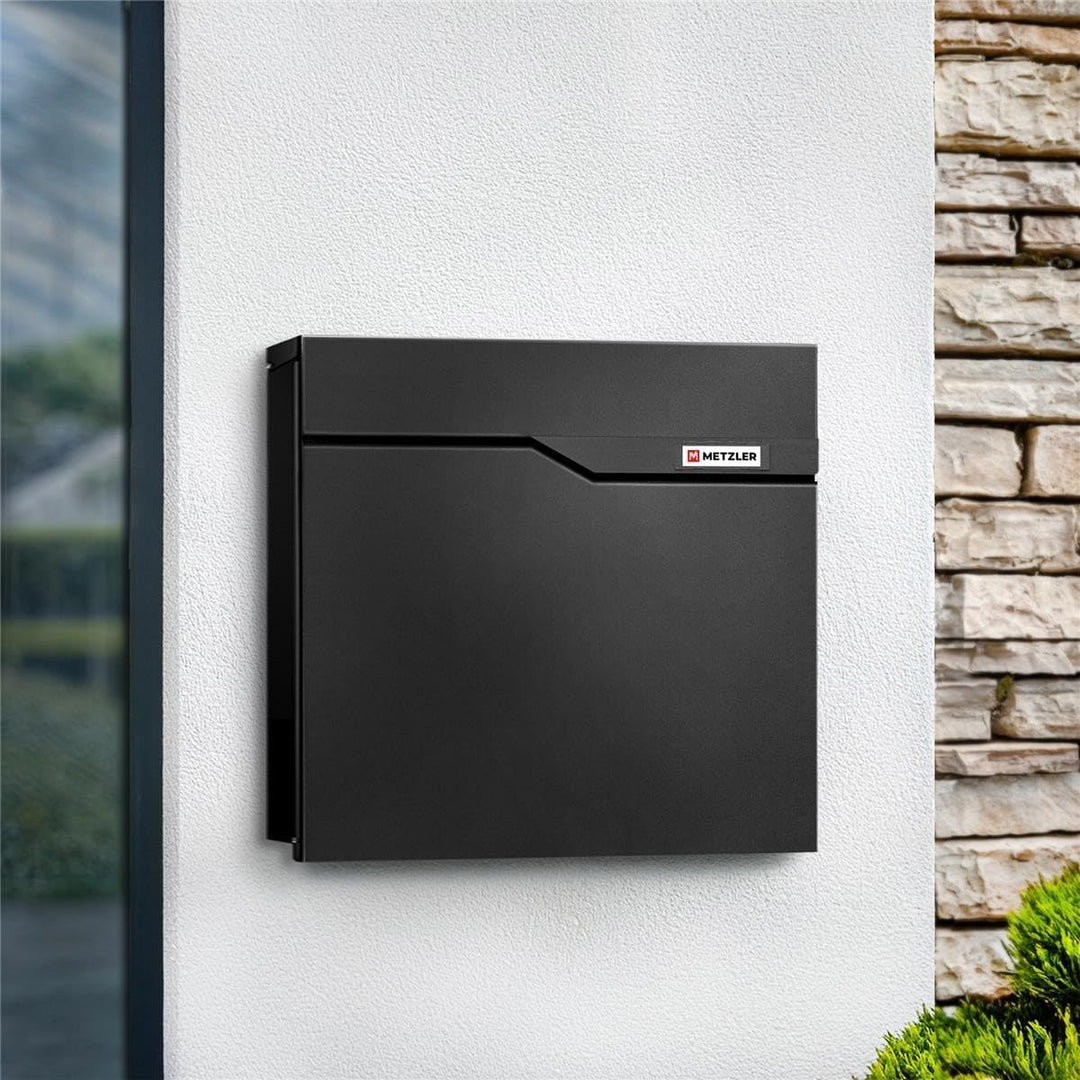 Metzler Briefkasten in Schwarz RAL 9005 mit Zeitungsfach –Wandbriefkasten Metall pulverbeschichtet –