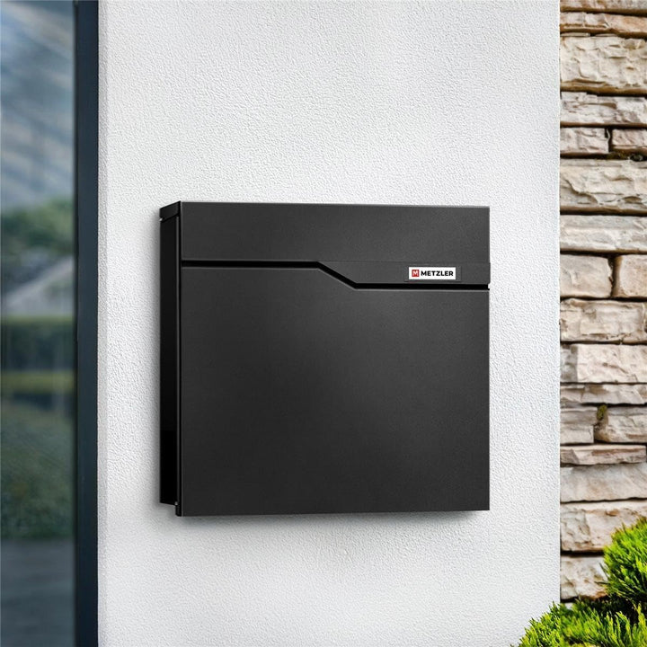 Metzler Briefkasten in Schwarz RAL 9005 mit Zeitungsfach –Wandbriefkasten Metall pulverbeschichtet –