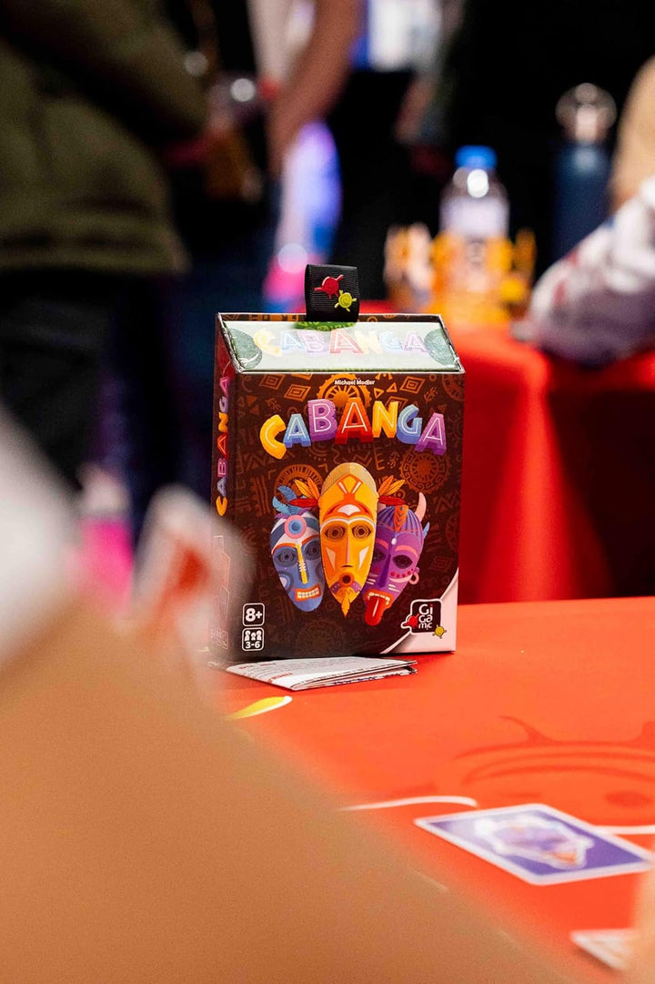 GIGAMIC - Cabanga – Befreien Sie Sich so schnell wie möglich von Ihren Karten in der Hand. Für 3 bis