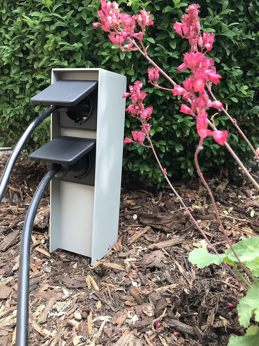 Bold 19530 Abano Aussen-Steckdose-Garten (Steckdosen-Säule) mit 2-Fach Stecker in Hellgrau (IP44 Out