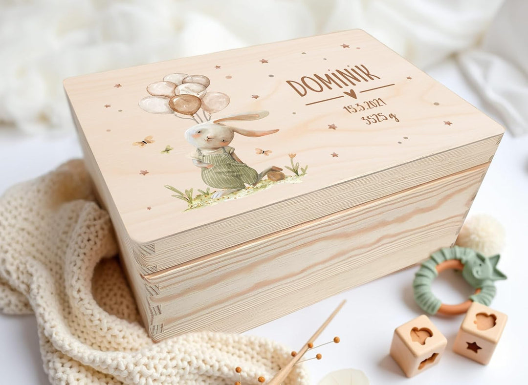 Little Deco Personalisierte Erinnerungskiste Baby mit Hase & Ballons Erinnerungsbox | L - 40 x 30 x