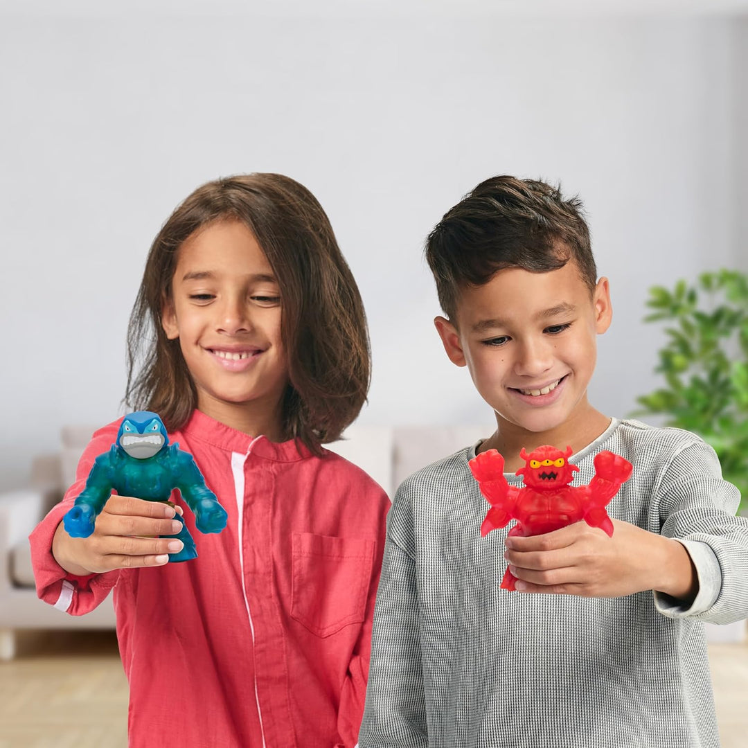 Heroes of Goo Jit Zu Stretch Striker – Versus-Packung, Packung mit 2 Figuren, Dehnbare Actionfiguren