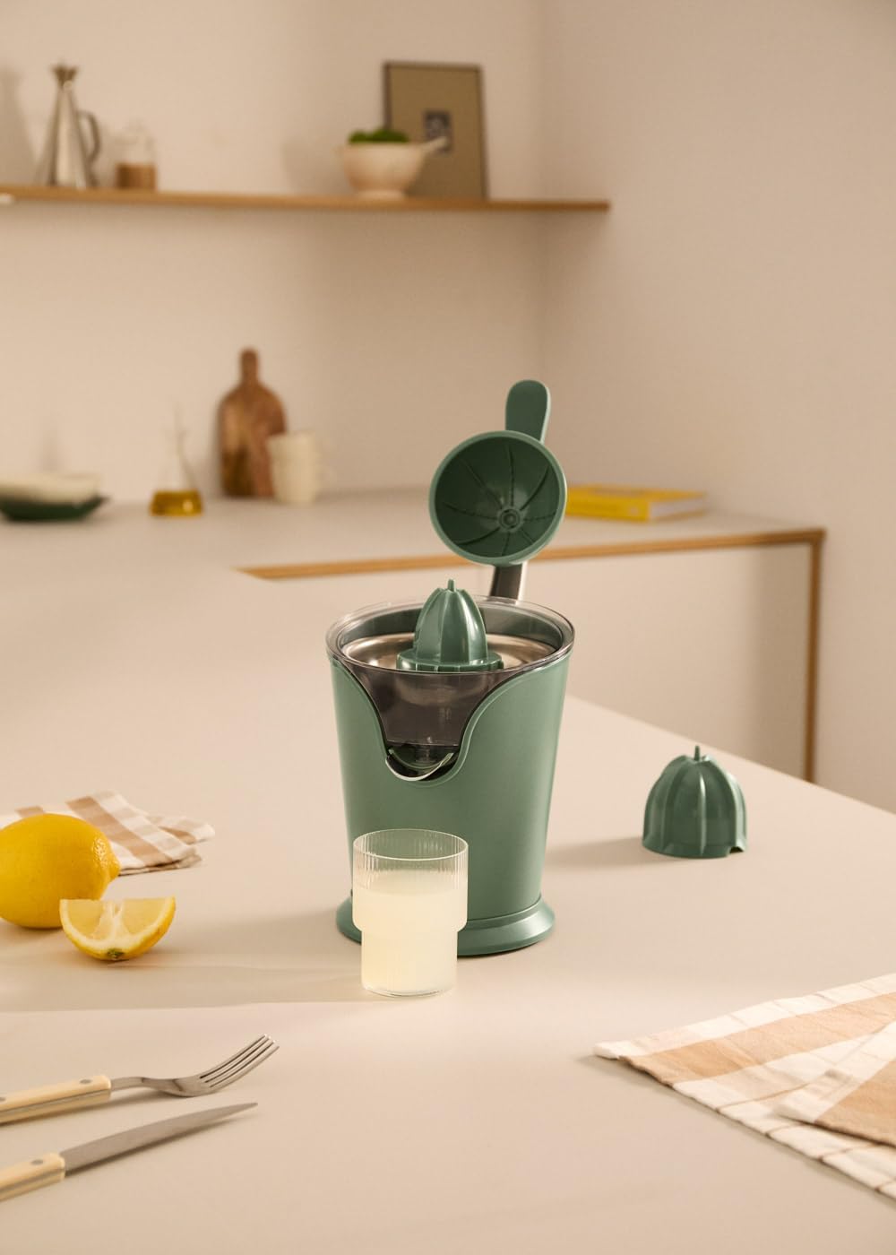CREATE/JUICER PRESS/Elektrische Zitruspresse mit Hebel in Salbeigrün/Spritzfrei, 250ml Behälter, Fru