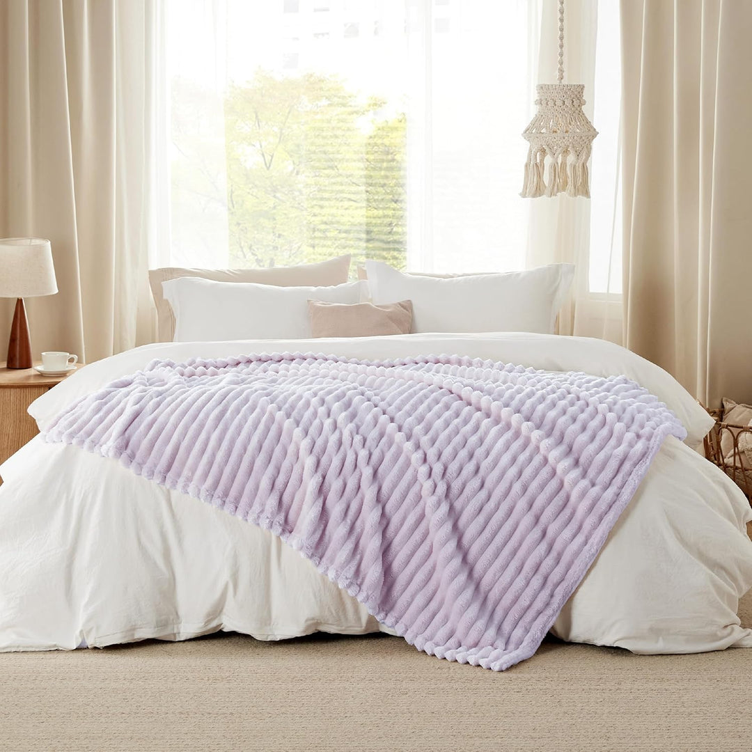 BEDSURE Kuscheldecke für Zimmer Deko - Wolldecke & Fleecedecke, Sofadecke, Weiche Warme Grobe Kordde