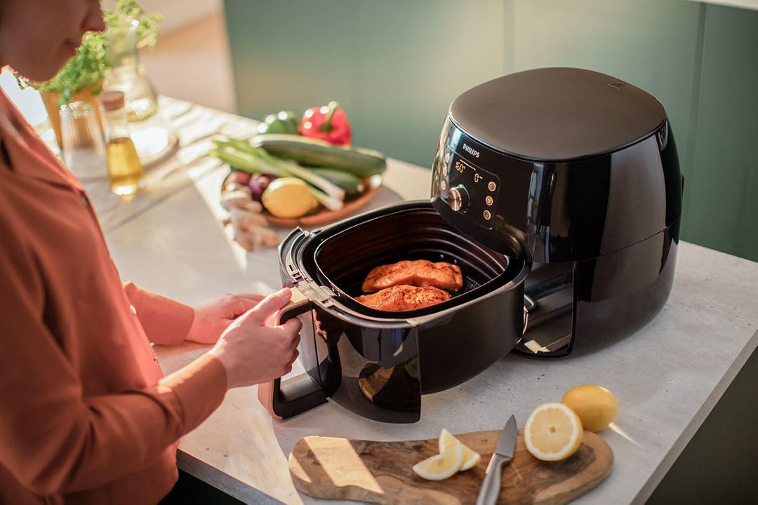 Philips Airfryer XXL mit Rapid Air Technologie - Heissluftfritteuse mit 7,3L Kapazität, 90% weniger