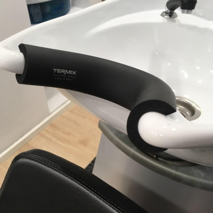 Termix professioneller, schwarzer Halsadapter. Kissen zur Erhöhung des Komforts beim Waschen der Haa