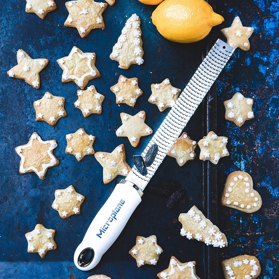 Microplane Premium Classic Zitrusschaber und Parmesan-Käsereibe, Weiss citrus and grating Weiss/Opul