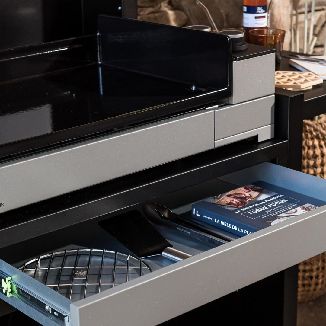 FORGE ADOUR Zubehör Grillplatte Trolley Premium Stahl geschlossen schwarz und hellgrau 60