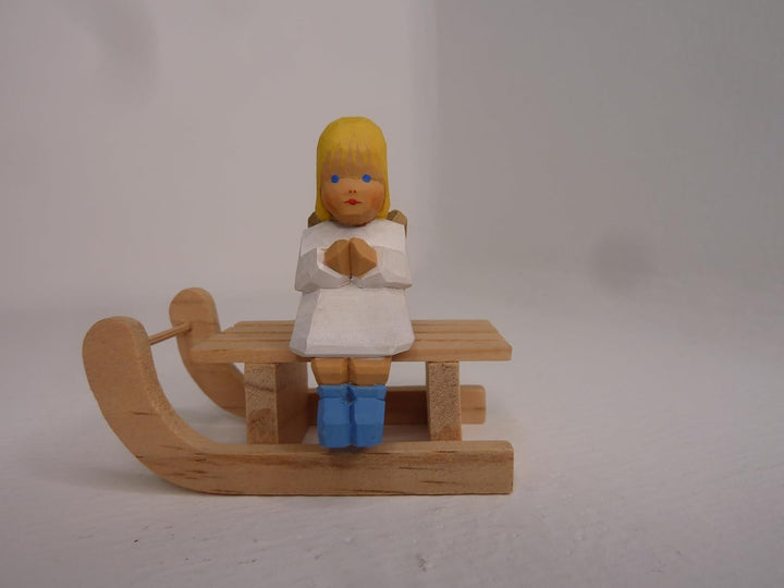 Lotte Sievers-Hahn Krippenfigur Engel sitzend blond Baumwollbeutel