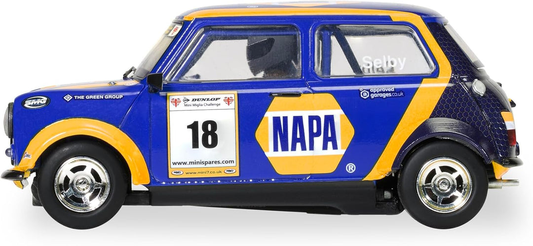 Scalextric C4414 Mini Miglia-NAPA-Lewis Selby 2021 Massstab 1:32 Auto für Rennstrecke
