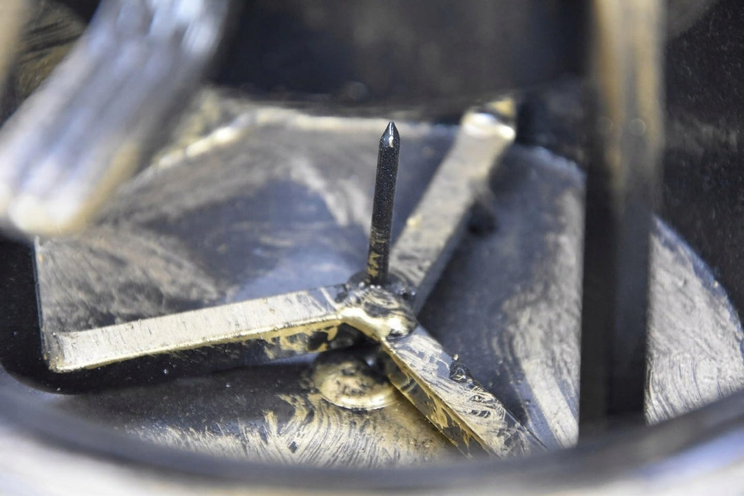 Weihnachtsbaumständer - Christbaumständer mit Wassertank - aus Metall, Stabil - Durchmesser des Stam
