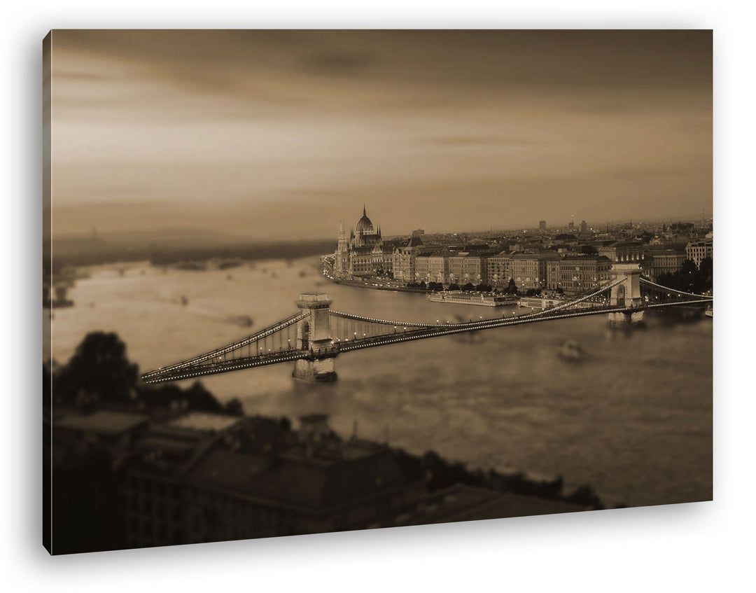 deyoli Budapest bei Abenddämmerung Format: 80x60 Effekt: Sepia als Leinwand, Motiv fertig gerahmt au
