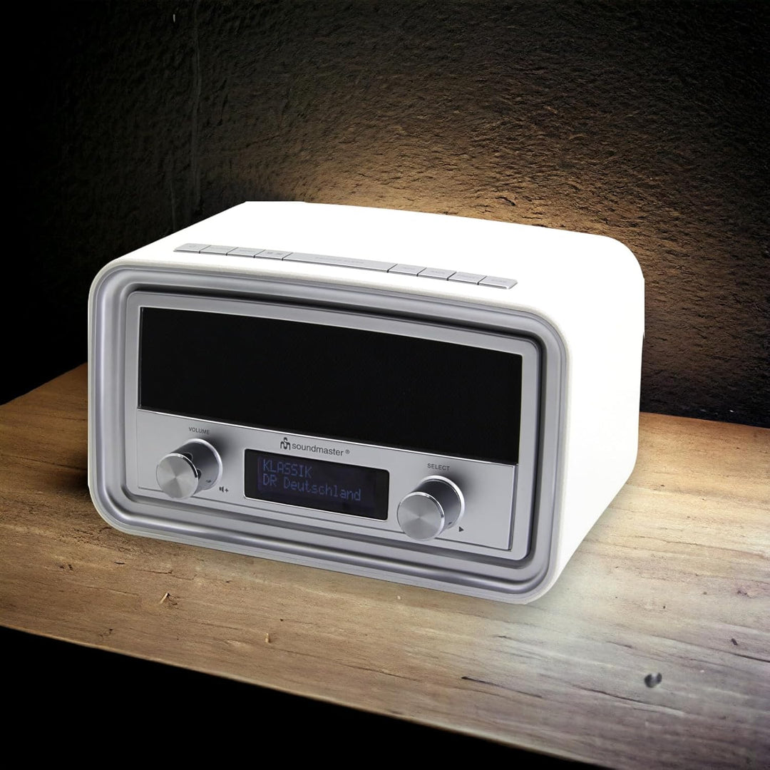 Soundmaster UR190WE DAB+ UKW Retro Radiowecker Uhrenradio mit Wecker, USB Ladebuchse, 2 Weckzeiten,
