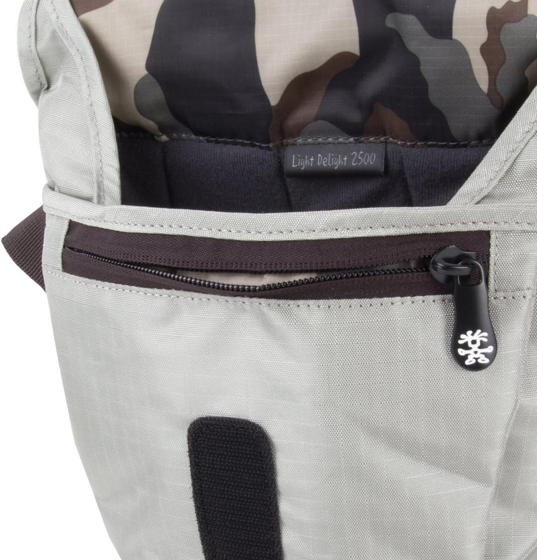 Crumpler LD2500-012 Light Delight 2500 Tasche für DSLR-Kamera 2500 Silber, 2500 Silber
