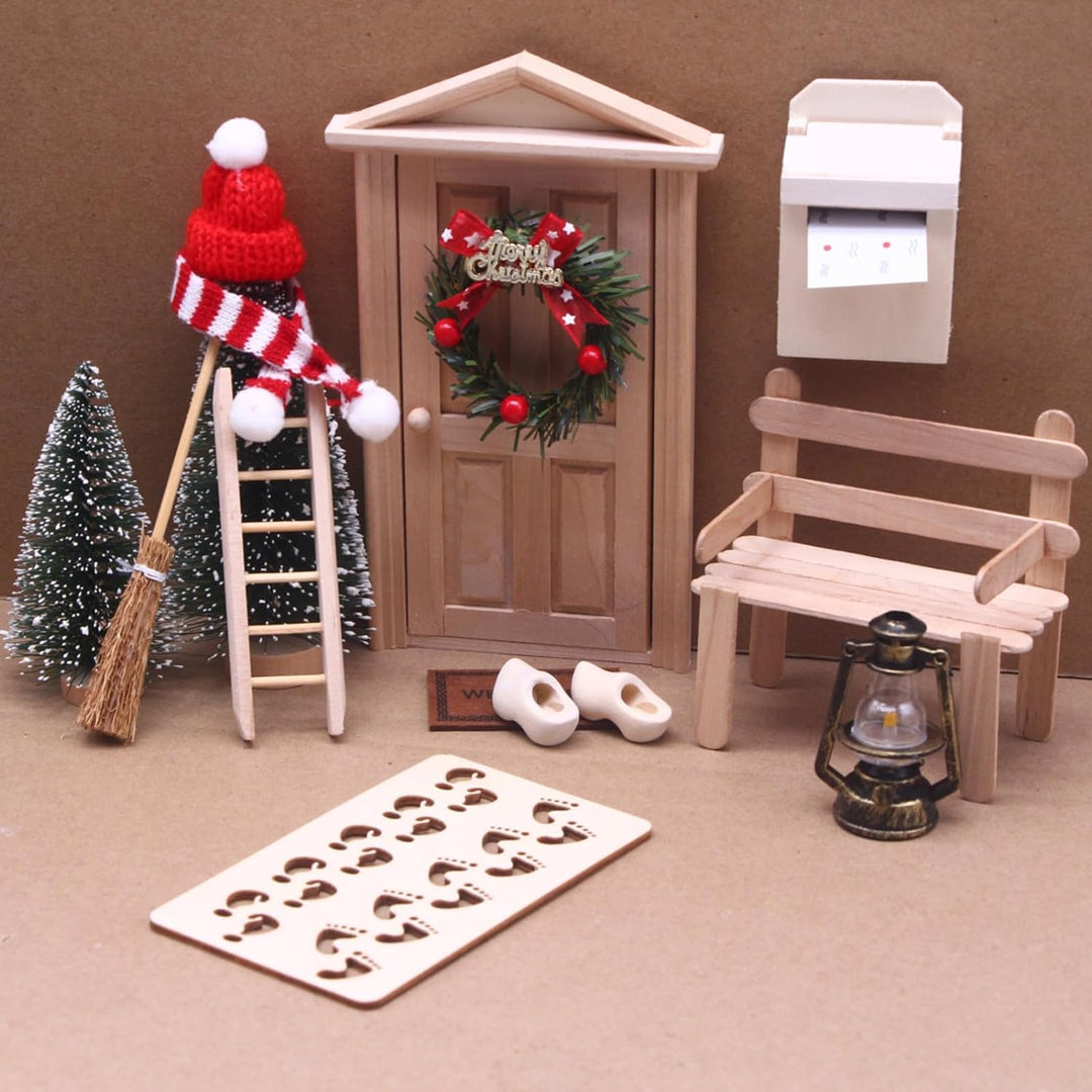 Nabeta Deco Wichteltür Zubehör Wichteltür Set Weihnachtsbaum Dekokranz Holzleiter Teppich Bank Hüte