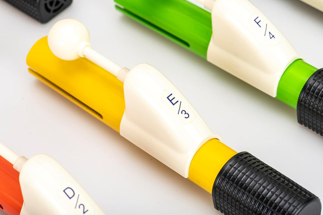 Betzold Handchimes in Boomwhackers®-Farben - farbige Klangstäbe Kinder Handglocken-Set diatonisch, d