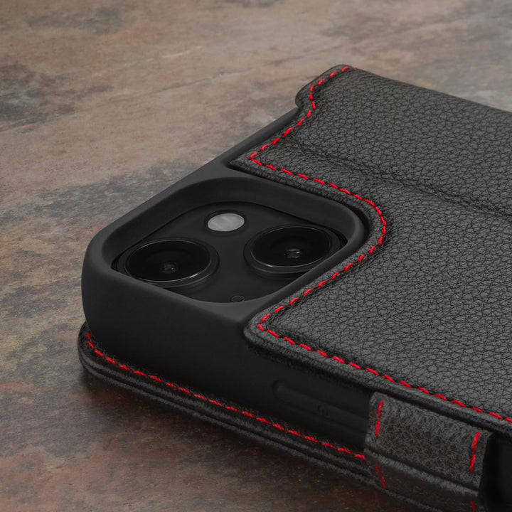 TORRO Hülle kompatibel mit iPhone 15 – Premium Lederhülle mit Standfunktion und Kartenfächern - Schw