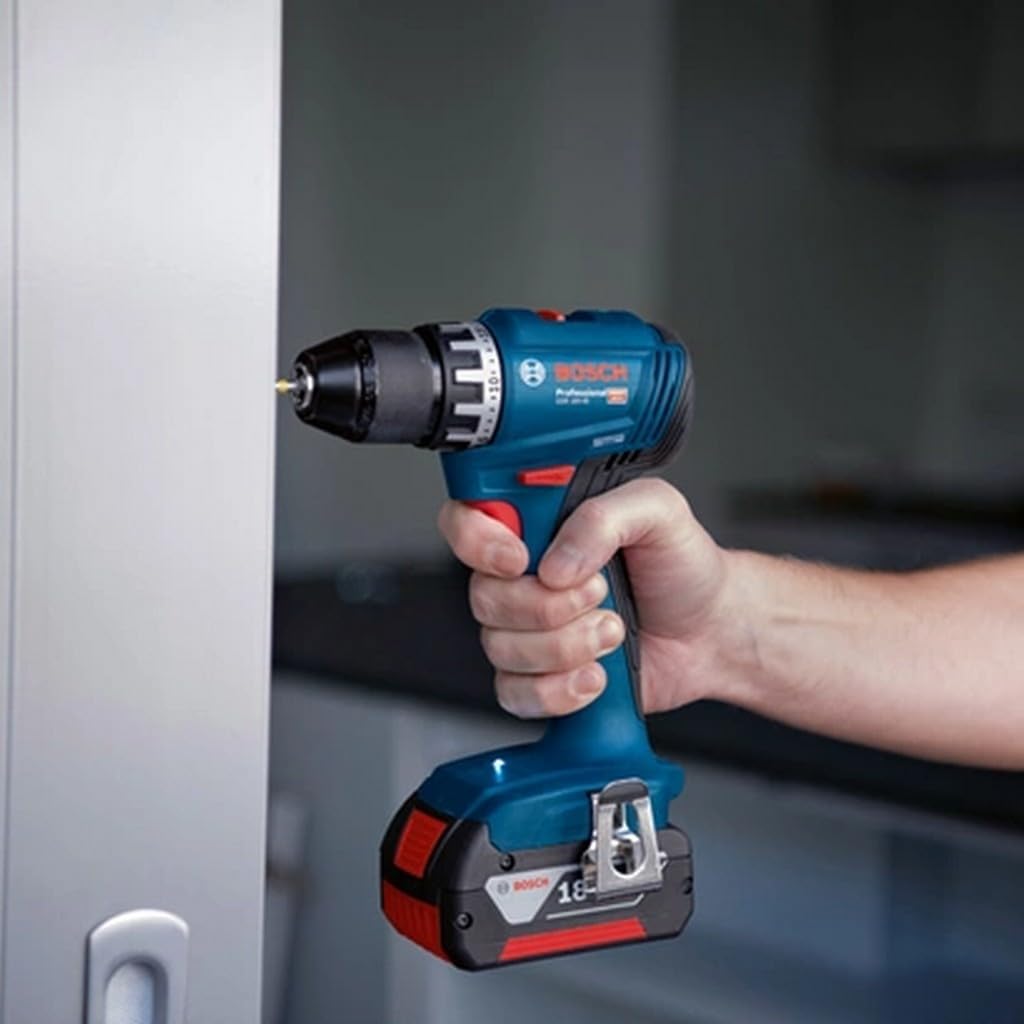 Bosch Professional 18V System Akku Bohrschrauber GSR 18V-45 (Drehzahl 1.900 min-¹, inkl. 3x 4.0Ah Pr