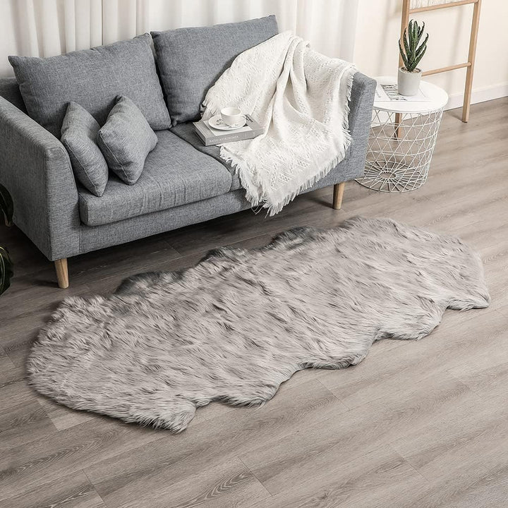 JXLOULAN Faux Lammfell Schaffell Flauschig Teppich 60 x 160 cm Nachahmung Wolle fellteppich Weiche L