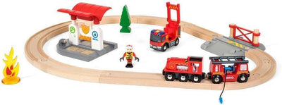 BRIO World 33815 Feuerwehr-Set - Holzeisenbahn-Set inklusive Feuerwehr-Auto mit Licht und Sound - Em