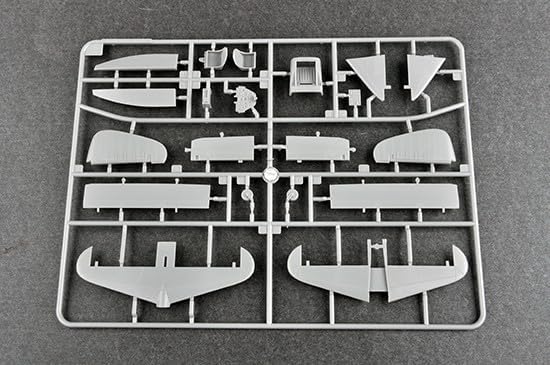Trumpeter 005810 1/48 Fairey Firefly Mk.1 Plastikmodellbausatz, Modelleisenbahnzubehör, Hobby, Model