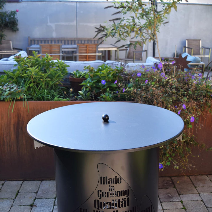 Grillrost.com Das Original Abdeckplatte 85cm mit Griff - für Feuerplatten, Feuerschalen & Feuerwanne