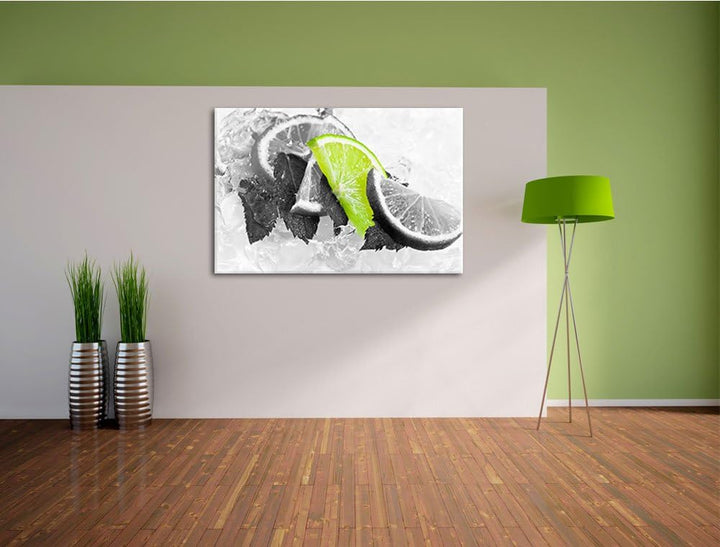 Minze mit Limetten im Eis schwarz/weiss Format: 100x70 auf Leinwand, XXL riesige Bilder fertig gerah