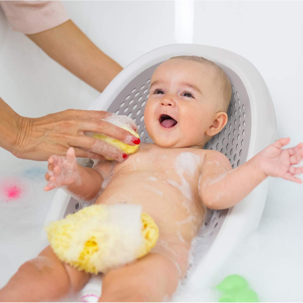 OKBABY Jelly Baby-Badehilfe - Rutschfeste Unterseite, anatomischer Sitz aus weichem, perforiertem Gu