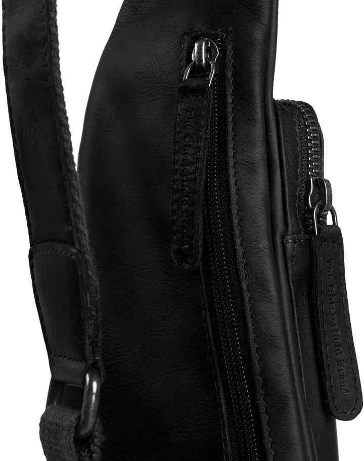 The Chesterfield Brand Logan - Umhängetasche 53 cm black Schwarz, Schwarz