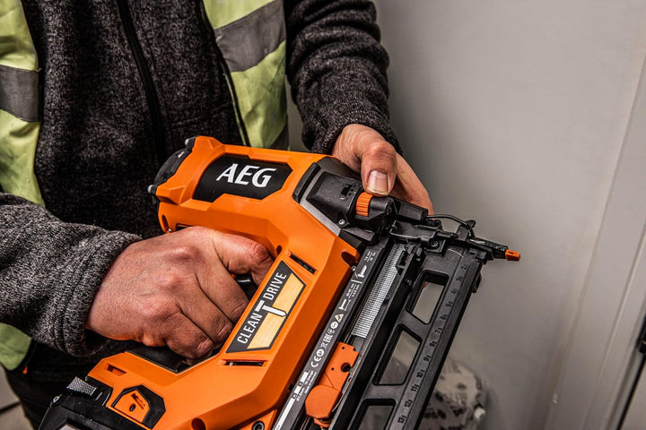 AEG Nagler 18V Brushless 16 GA ohne Akku und Ladegerät B16BN18-0