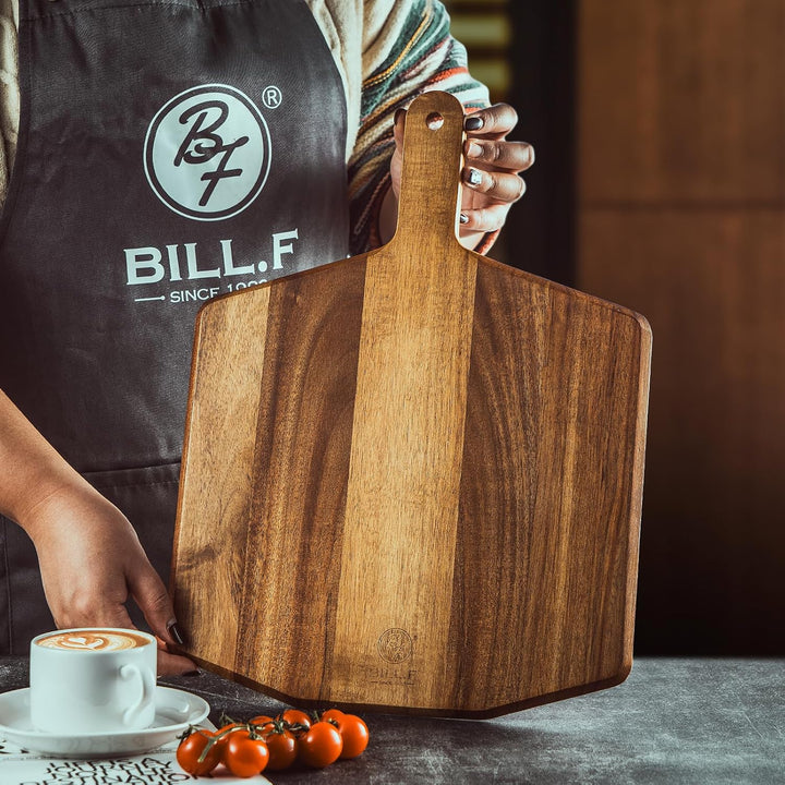 BF BILL.F SINCE 1983 Akazienholz Schneidebrett 42 x 31 x 2 cm – Grosses Holzbrett mit Griff, Oktagon