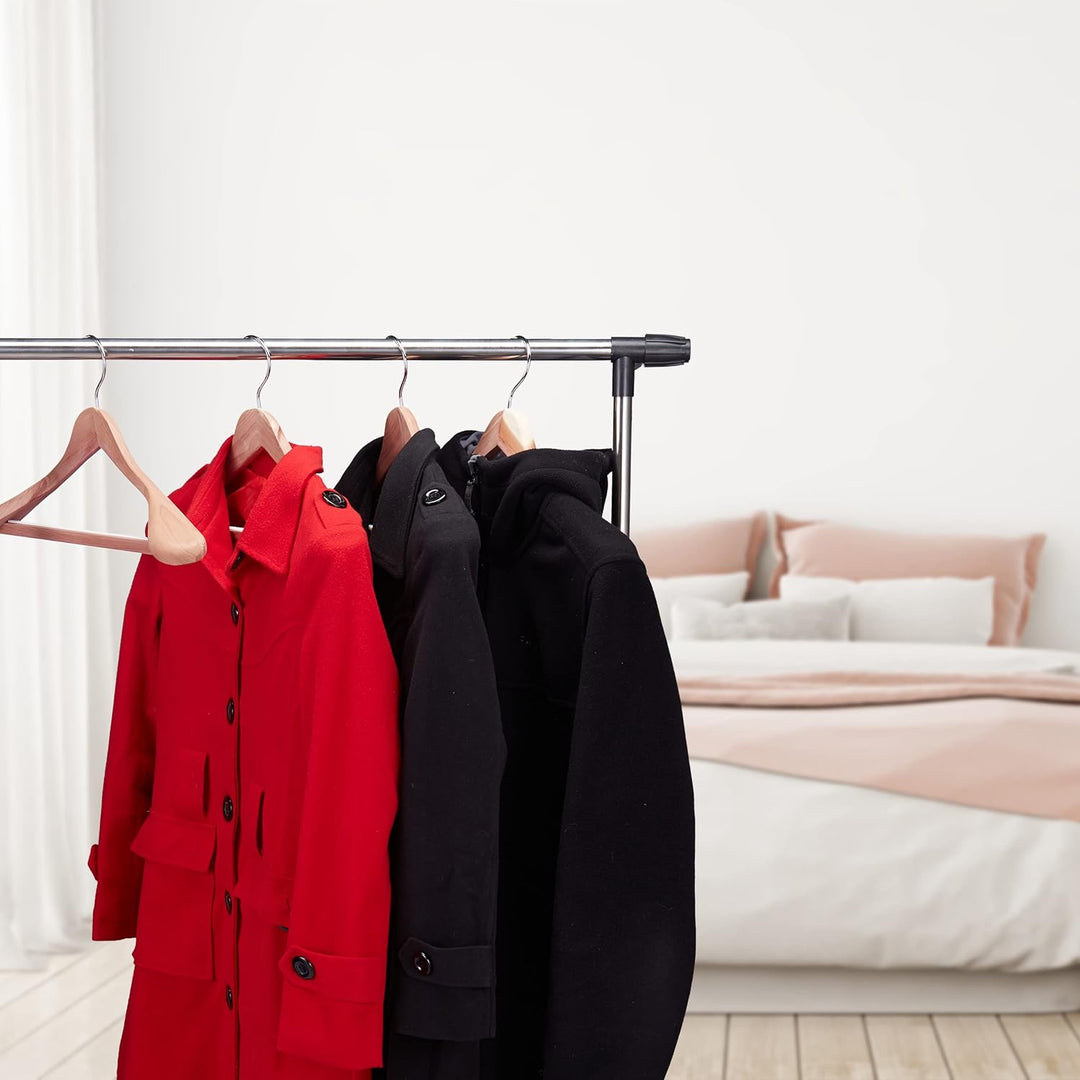 Relaxdays 50 x Anzugbügel Zedernholz, Mottenschutz, rutschfest & stabil, breite Kleiderbügel mit Ste