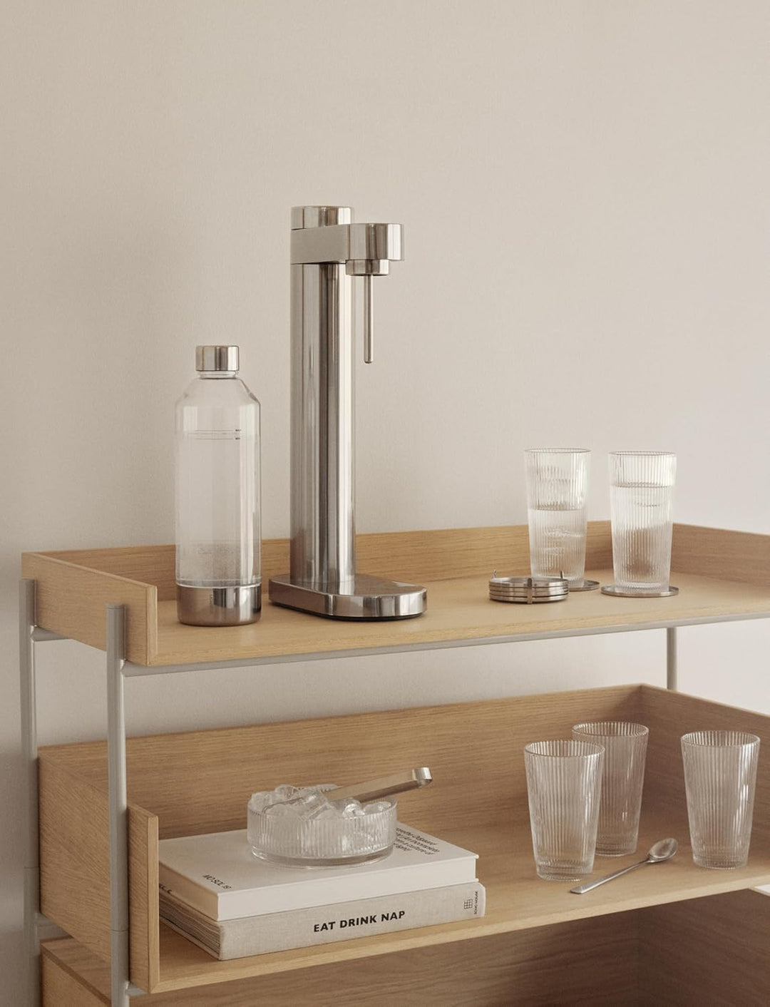 Stelton Brus Wassersprudler mit flasche, Premium Carbonator für Wasser mit CO2 - Einstellbare Sprude