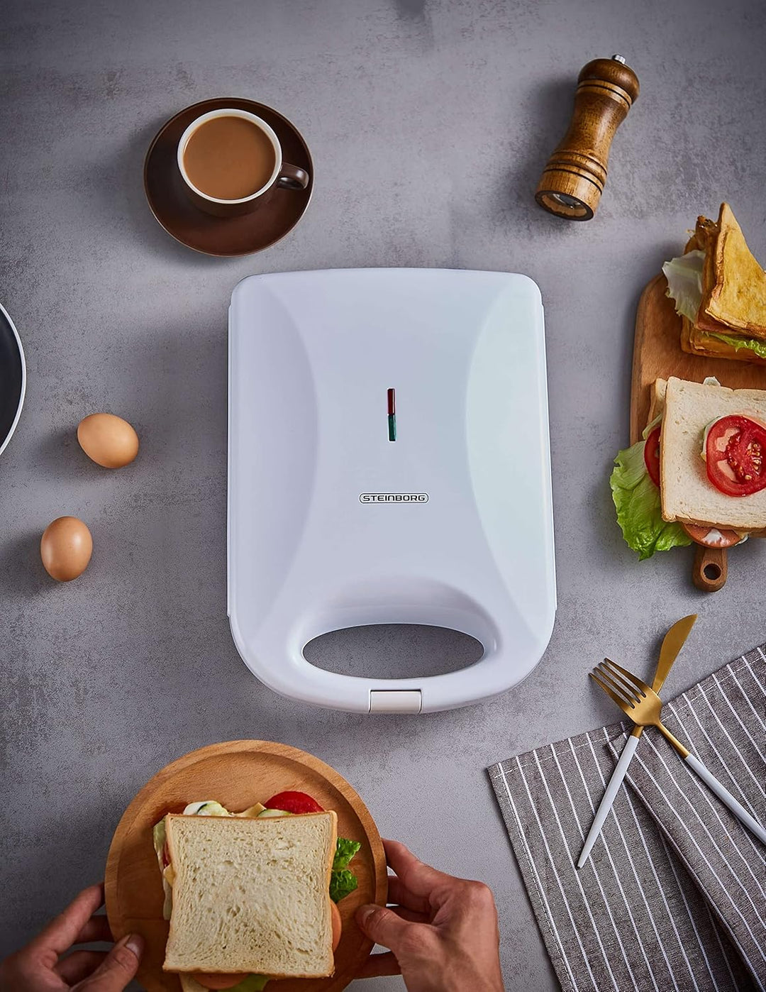 4er Sandwichmaker | 1200 Watt | 8 Sandwichecken | Cool-Touch-Gehäuse | Antihaftbeschichtung | Sandwi