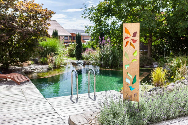Gartenskulptur aus Holz und Glas. Gartendekoration als Unikate handgefertigt und wetterfest